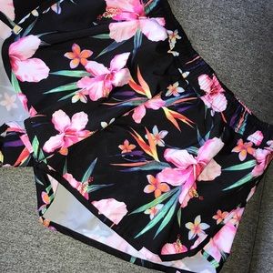 Old Navy Active shorts